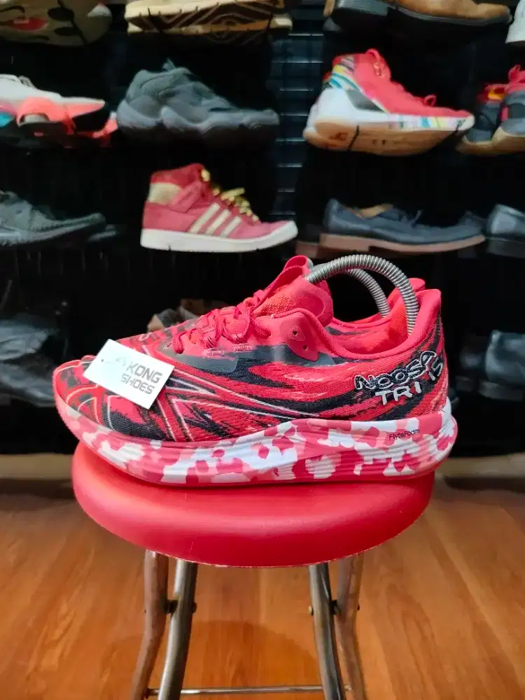 SEPATU ASC NOOSA TRI ELECTRIC RED 42