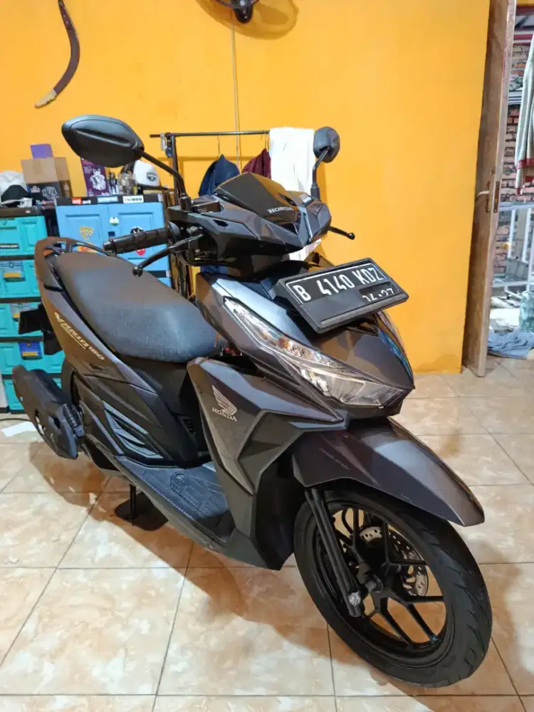 Bissmillah dijual motor Honda Vario LED old 150cc 2017 istimewa