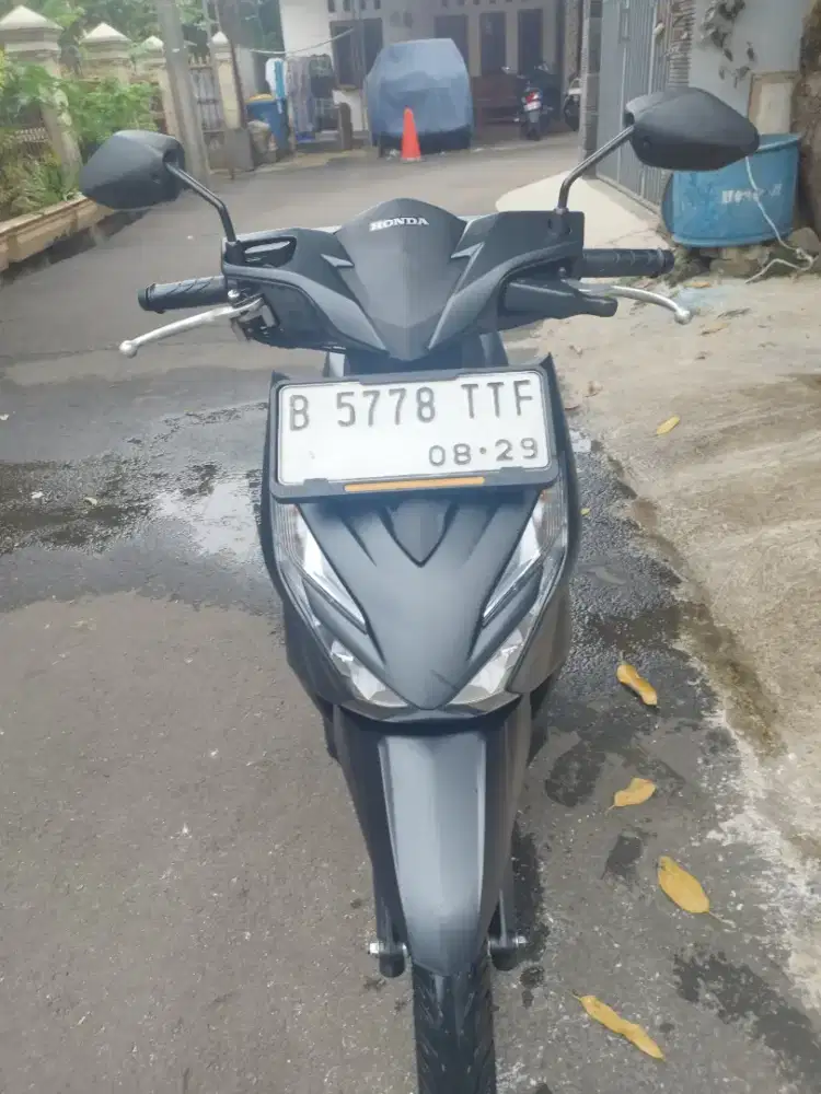 Honda Beat Duluxe Gen 2 Keyless