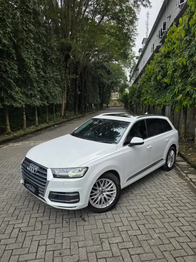Audi q7 3.0 tfsi quattro awd facelift 2017 / 2018 A/T Putih