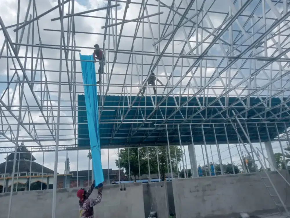 Atap Gudang Baja Ringan