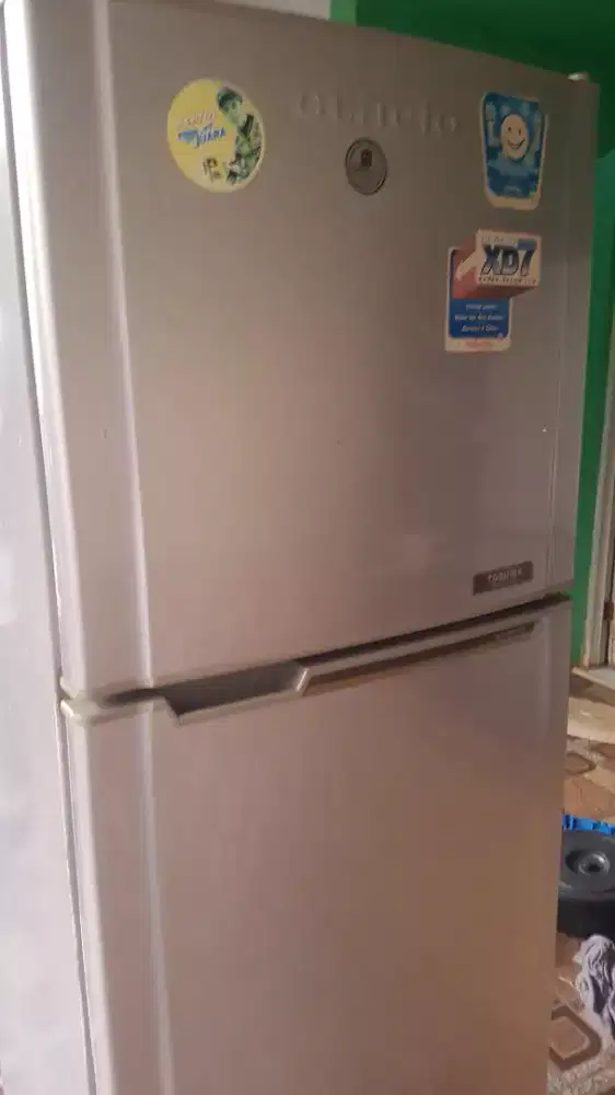 Kulkas 2pintu msh ok msh ori normal dingin