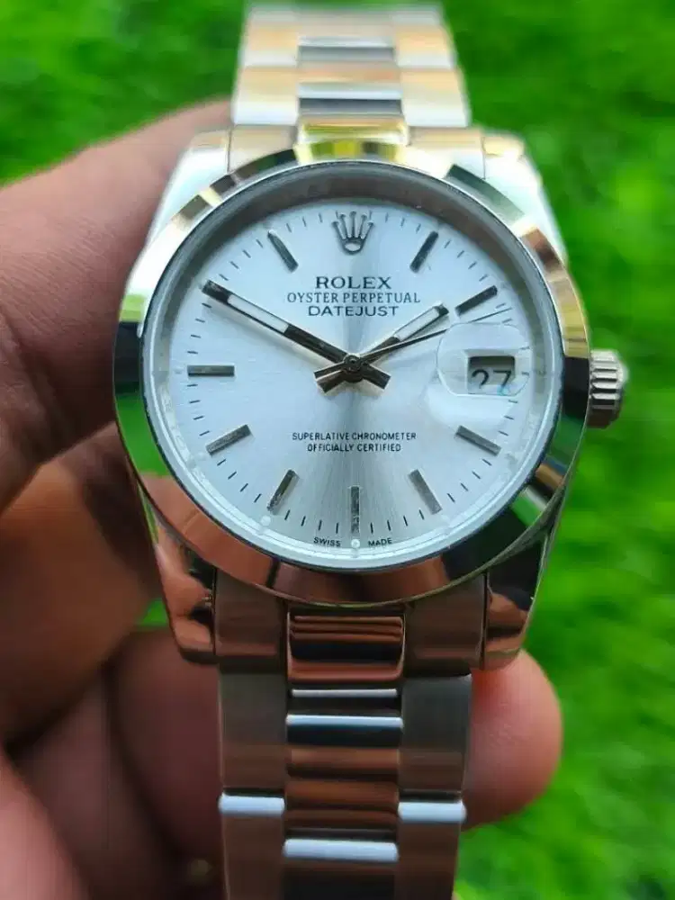 Jam rolex perpetual date
automatic
Like new