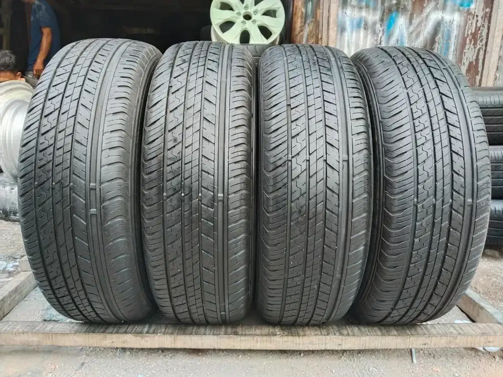 Ban bekas 225/65 R17 Dunlop Grandtrek ST30