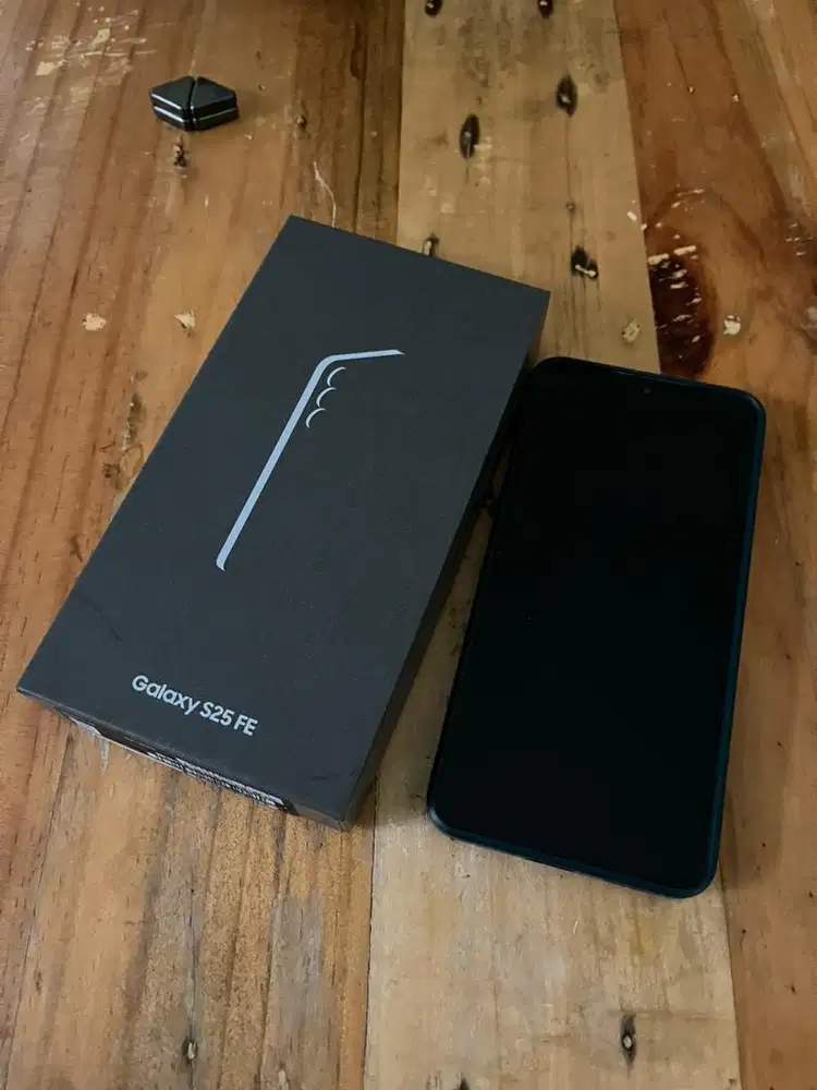 Samsung S25 FE Baru Banget Pakai