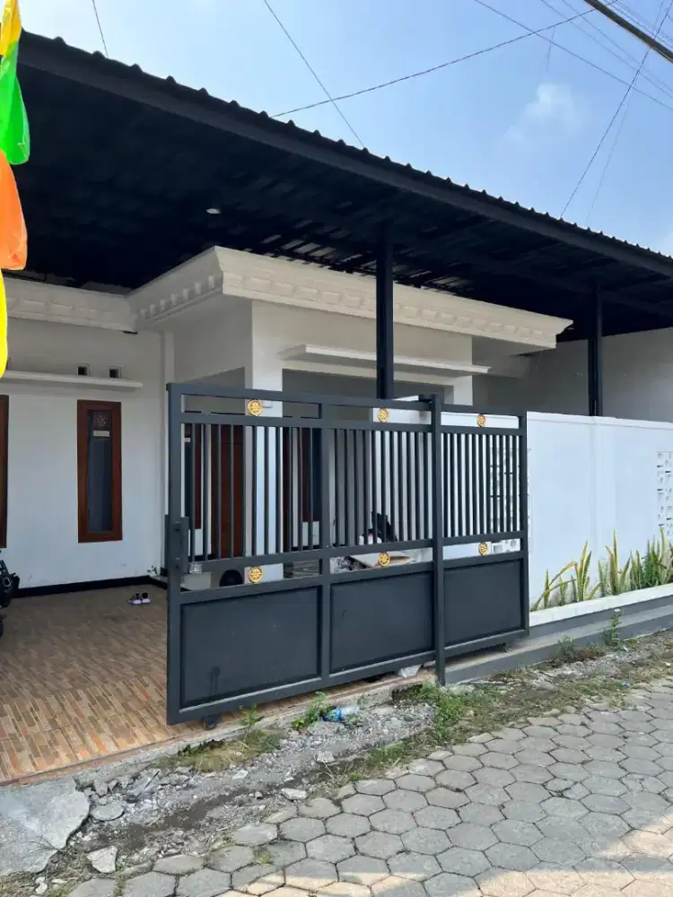 Disewakan rumah baru minimalis area Sidoarum