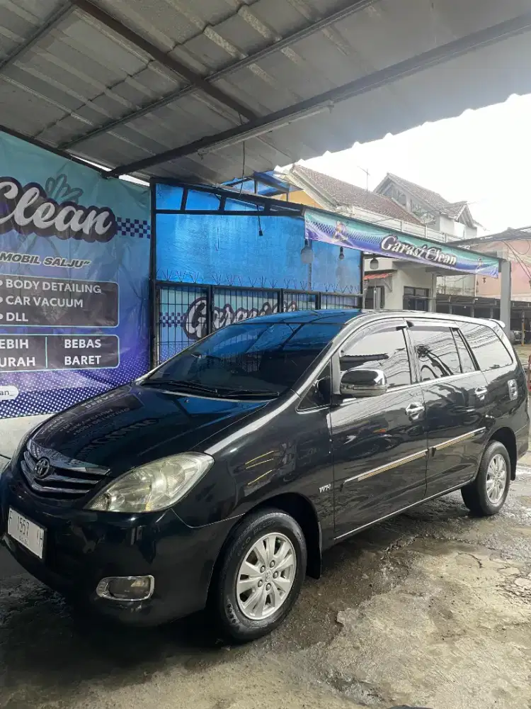 Toyota innova G automatic