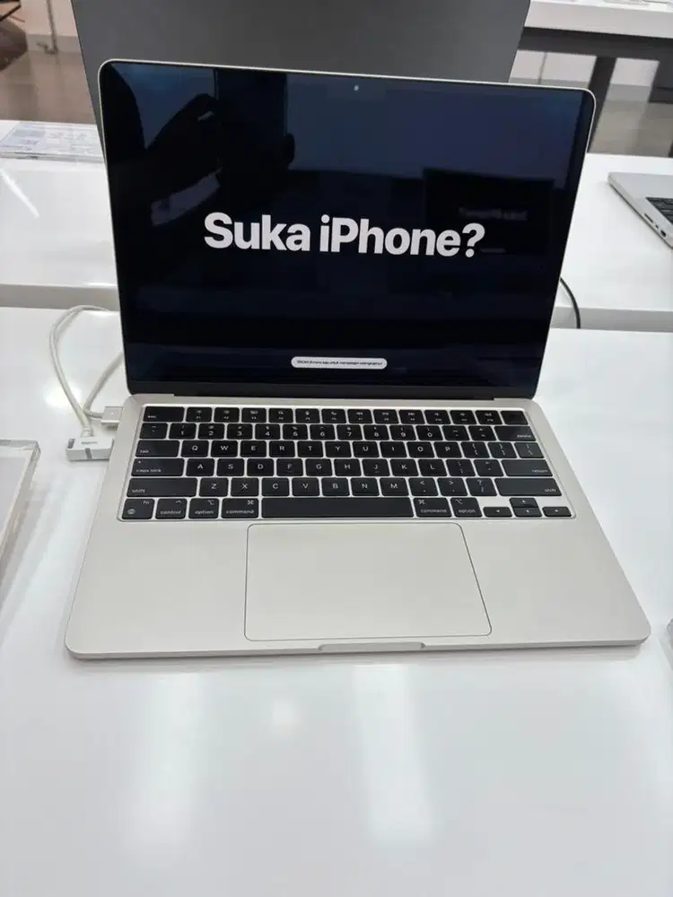 CICILAN MACBOOK AIR M2 256 GB PROMO BUNGA 0%