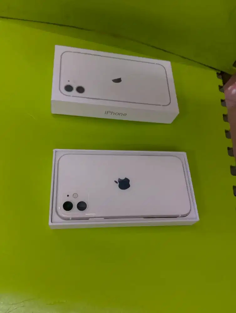 Iphone 11 128gb luar biasa