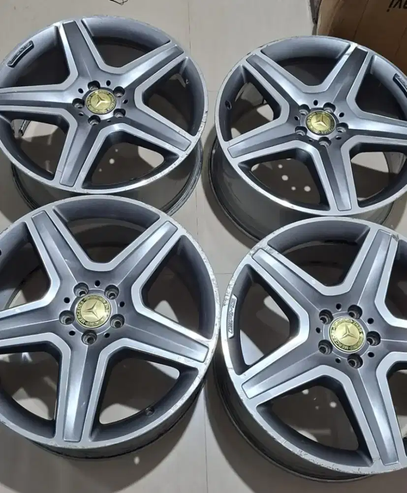 Velg oem mercy r20
