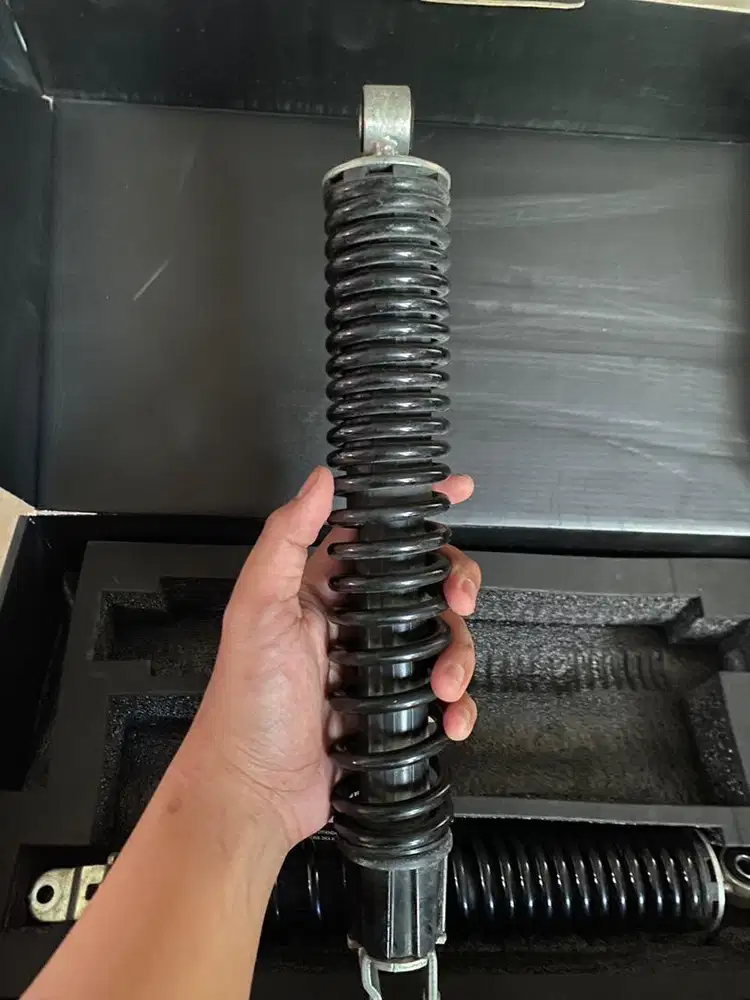 Jual cepat shockbreaker pcx 150
