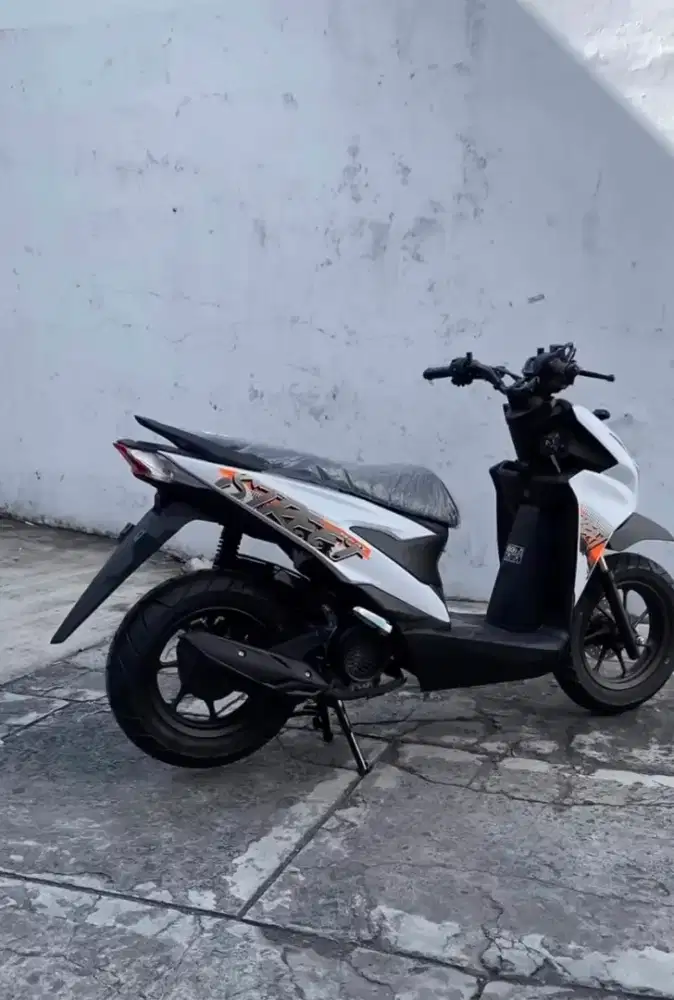 DIJUAL BEAT STREET PUTIH 2025