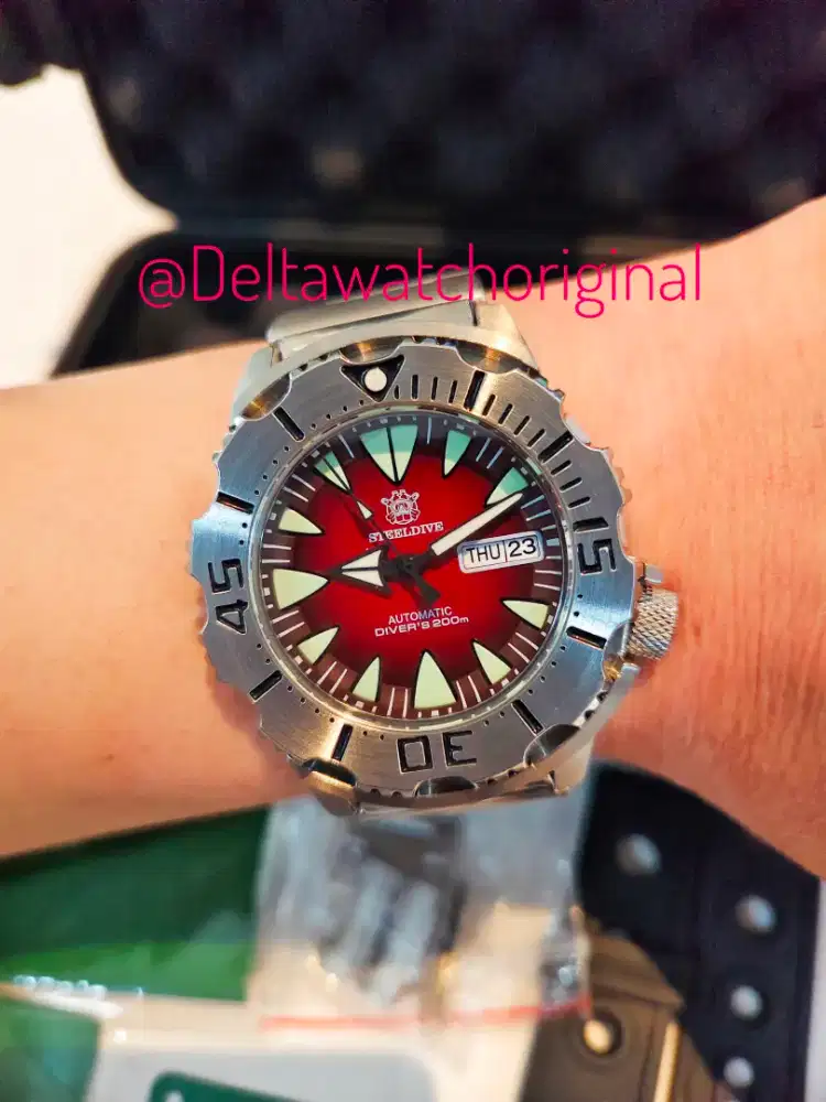 Steeldive SD1984 Monster Red Automatic Diver 200m Fullset Original