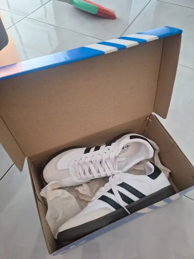 JUAL RUGI SEPATU BARU
