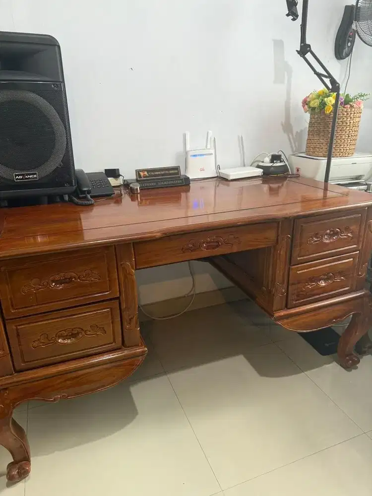 Dijual Meja Direktur Jati