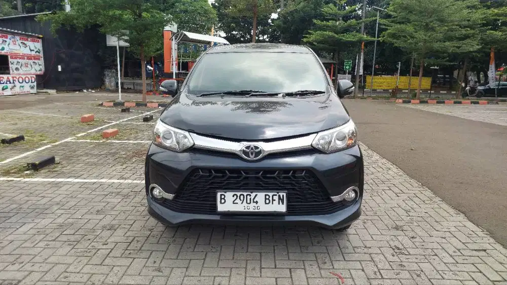 Toyota Avanza Veloz 1.5 AT (JUAL CEPATTT KM LOW di Bawah 20ribuan)