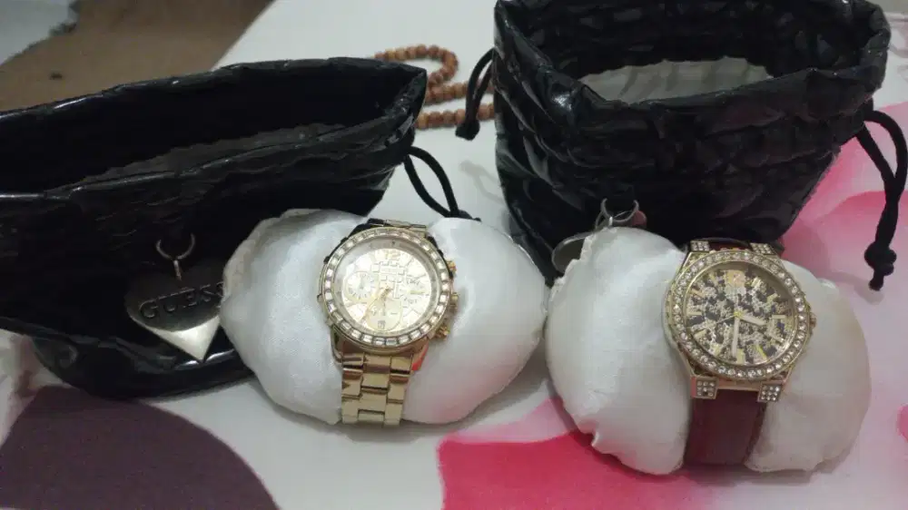 jaul cepat jam tangan guess