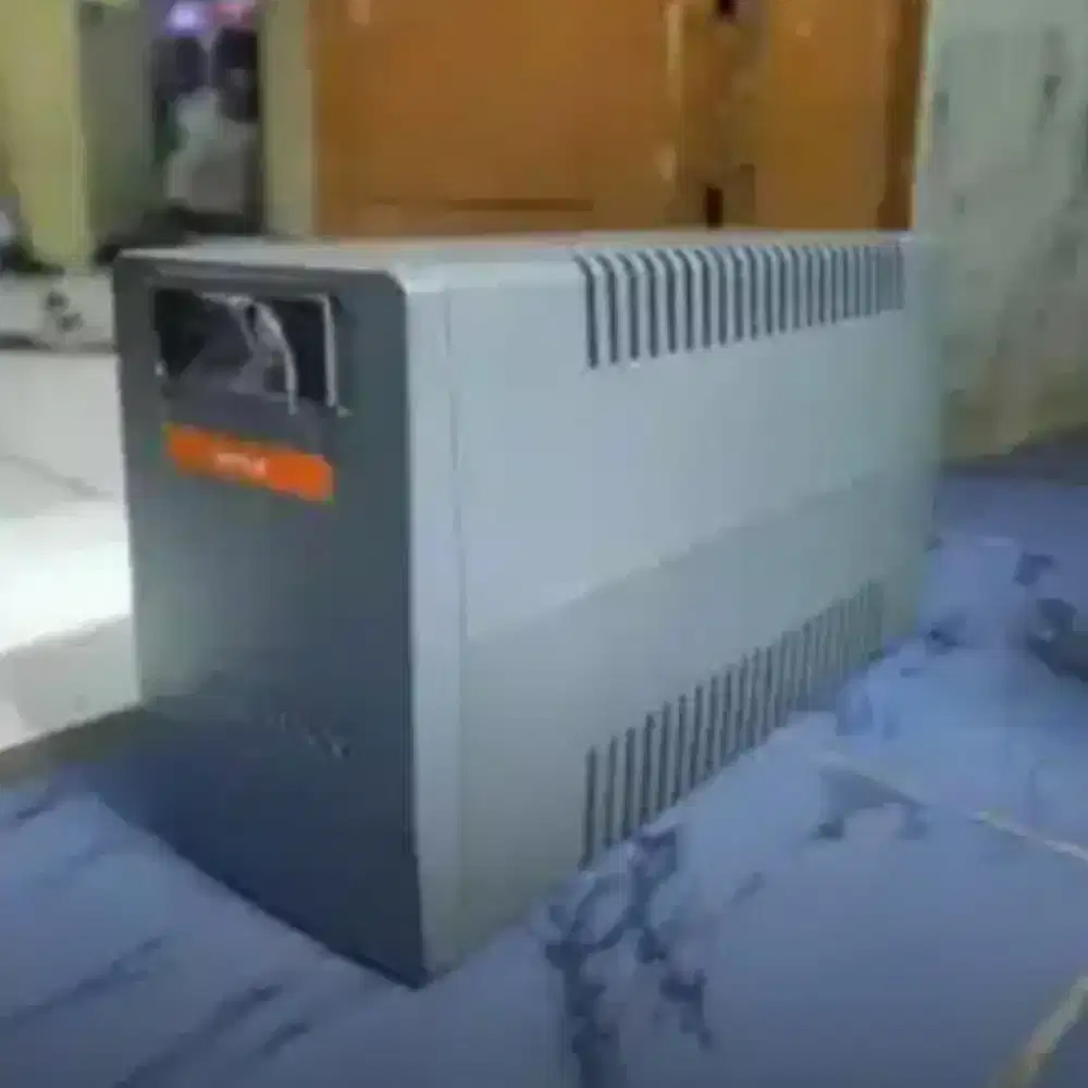 Stabilizer Listrik UPS Socomec 600W NPE-1000-U