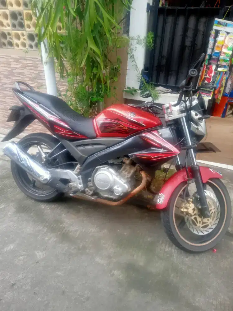motor yamaha vixion seken 2011