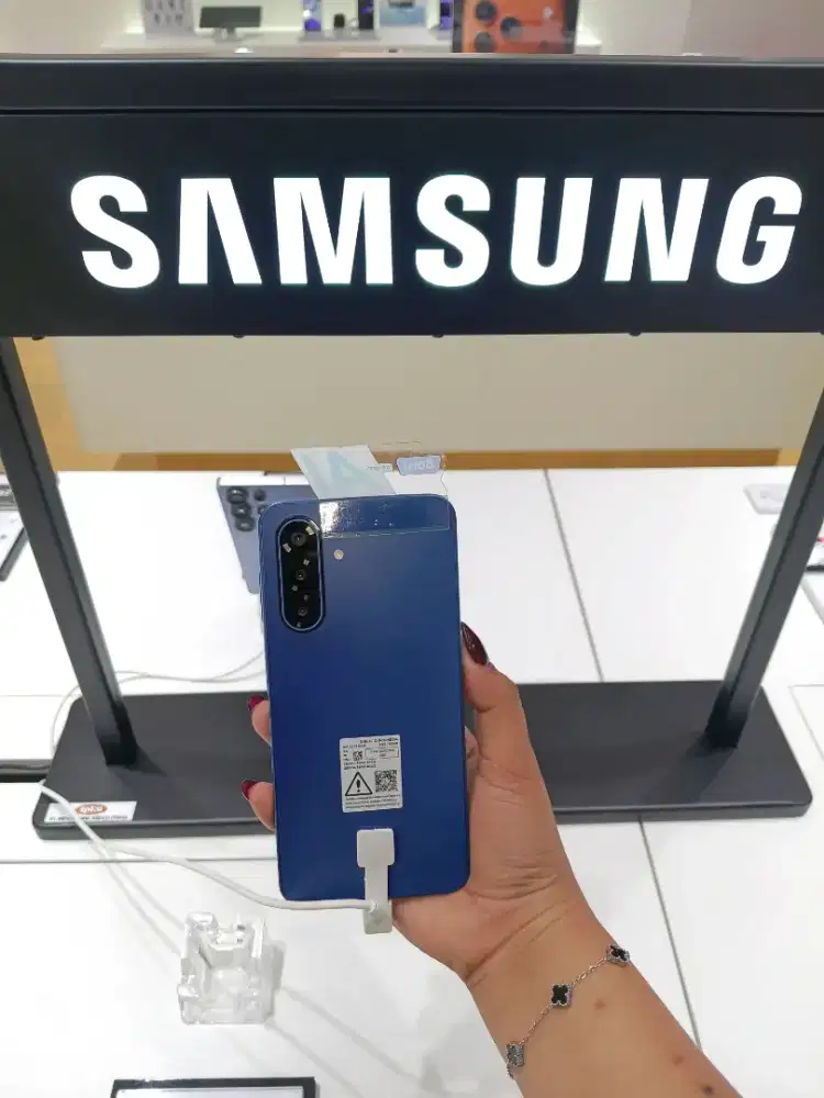 SAMSUNG GALAXY A17 5 G 8+256GB