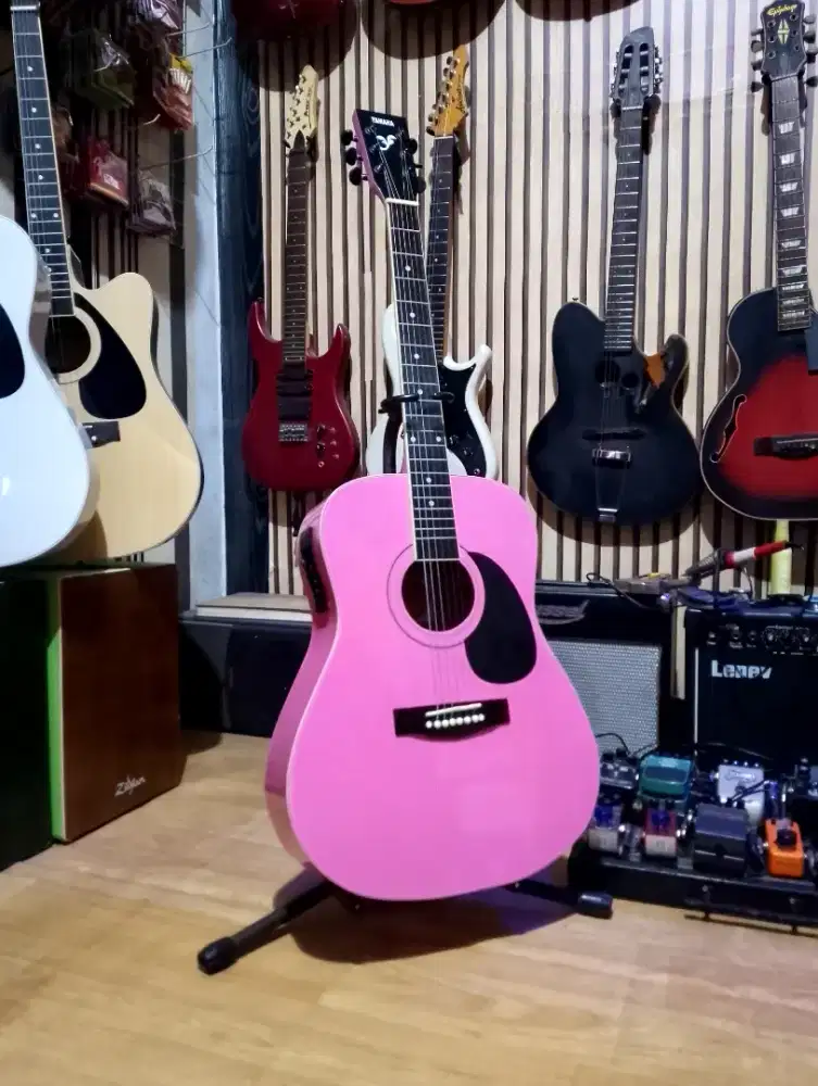 Gitar akustik elektrik jumbo