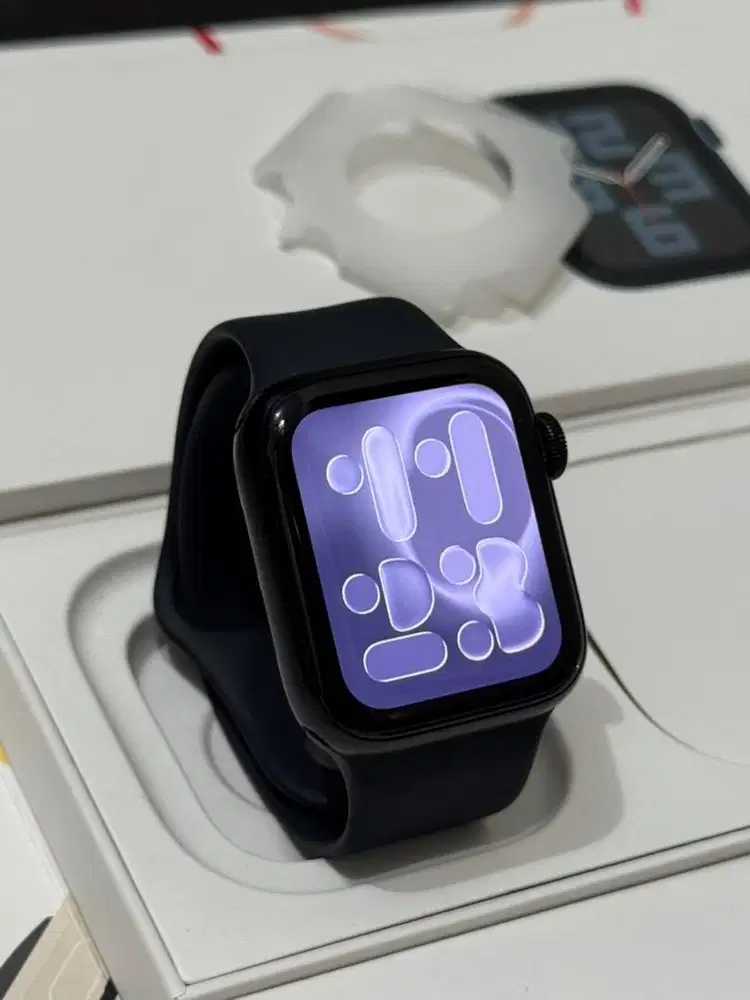 iBox Apple Watch SE Gen 2 40mm Midnight Fullset ID/A Garansi On 2025