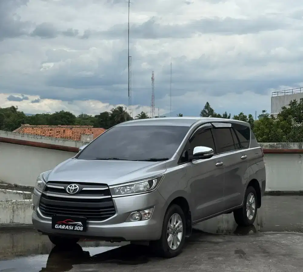 Kijang Innova 2.4 G Manual Diesel Tahun 2016 Warna Silver Pajak 08-26