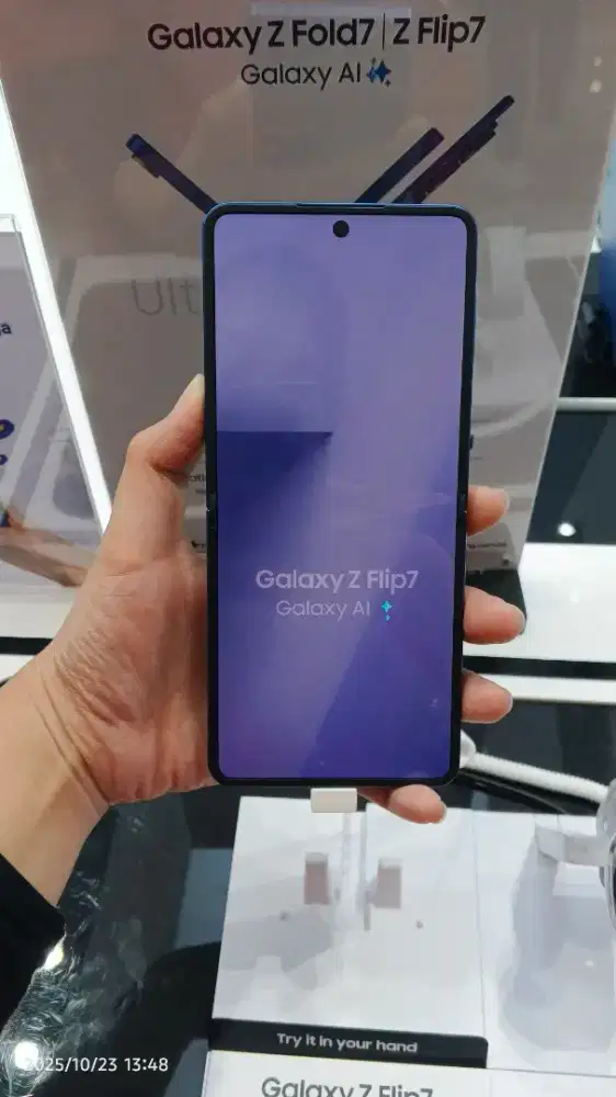 NEW SAMSUNG Galaxy Z Flip 7 BISA CICILAN