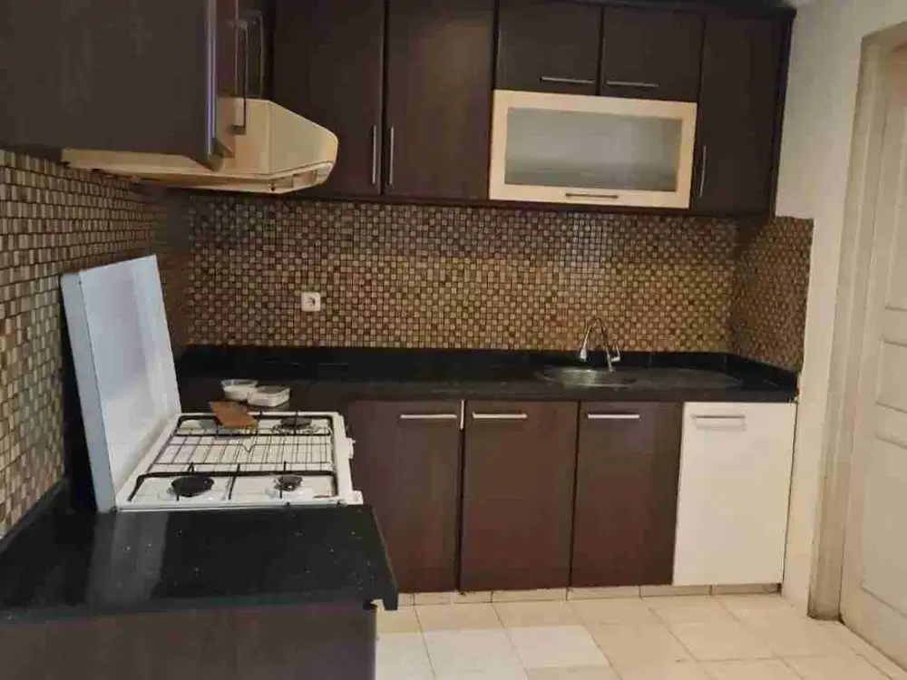 Rumah Sewa Bagus dan Rapi di Florence Pantai Indah Kapuk