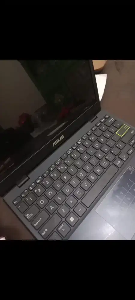 Laptop vivobook e210KA