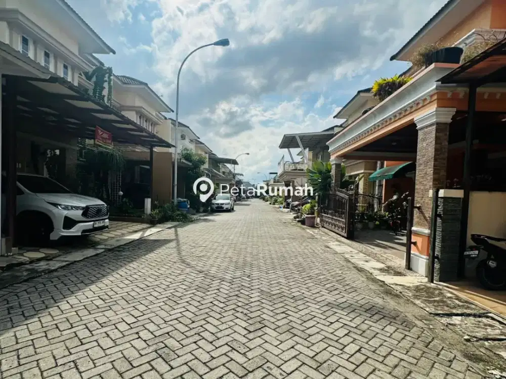 DIJUAL RUMAH JALAN AMAL KOMPLEK EVERGREEN - SUNGGAL