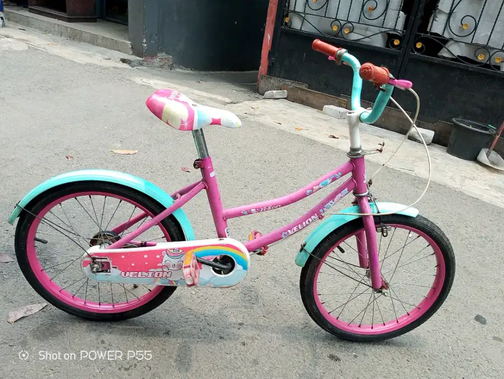 Sepeda mini ukuran 18