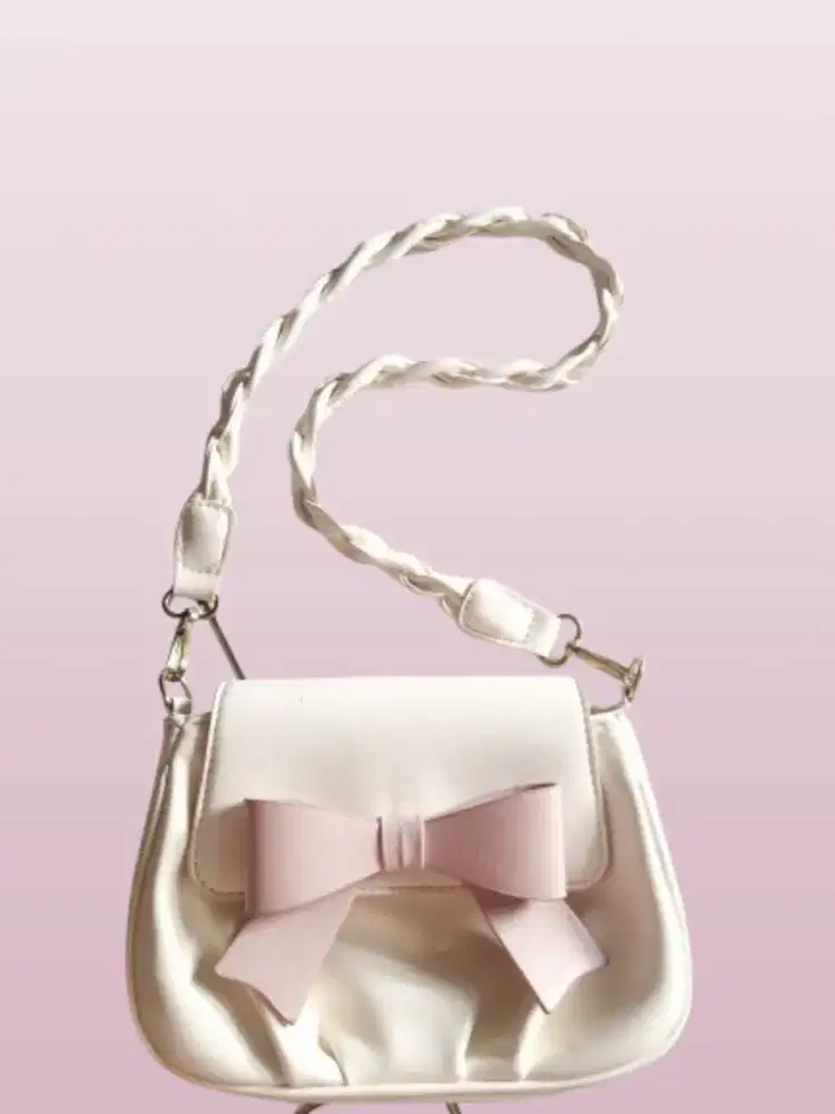 Bucket Bag White with Pink Bow