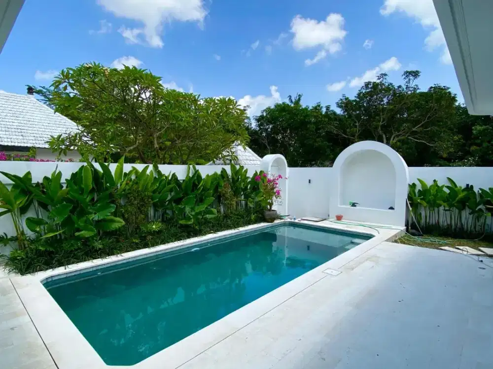For Rent/Sale Villa Mewah Modern di Berawa – 1 Menit ke Finns Beach Club - Lokasi Super Strategis!