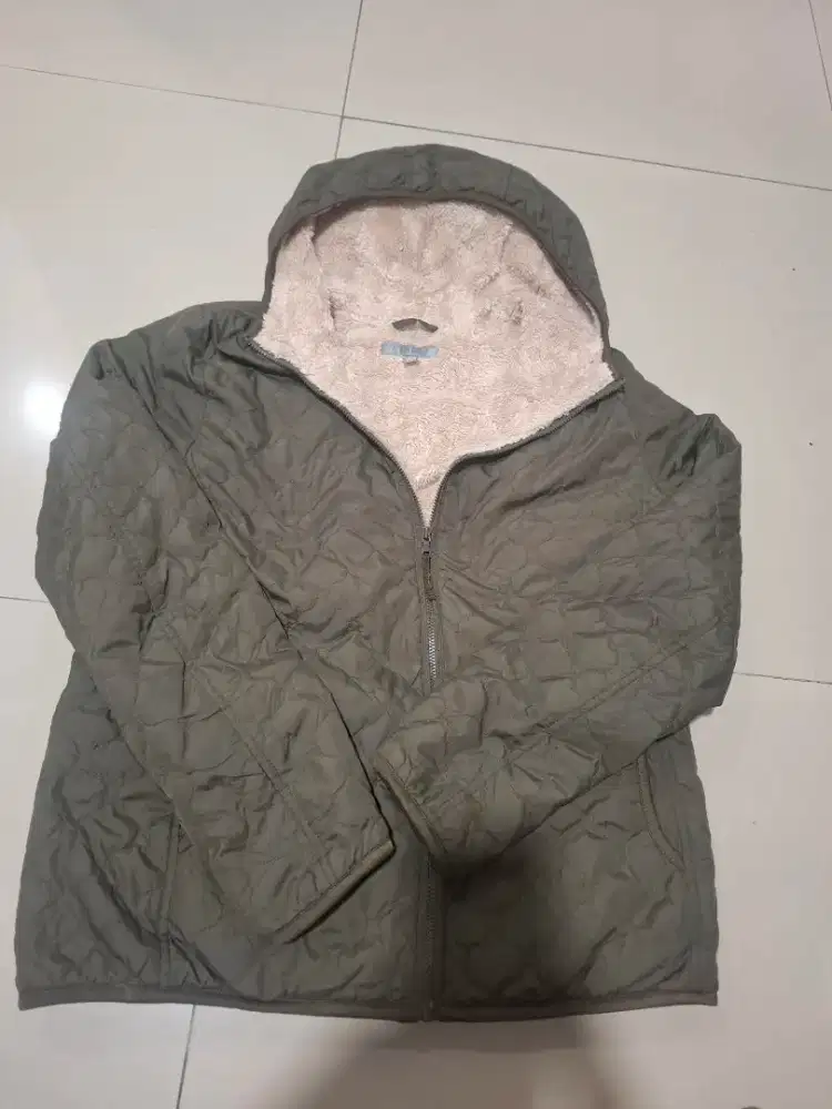 Jaket Uniqlo Original