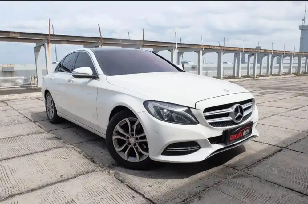 2015 MERCEDES BENZ C200 AVANTGARDE 2.0