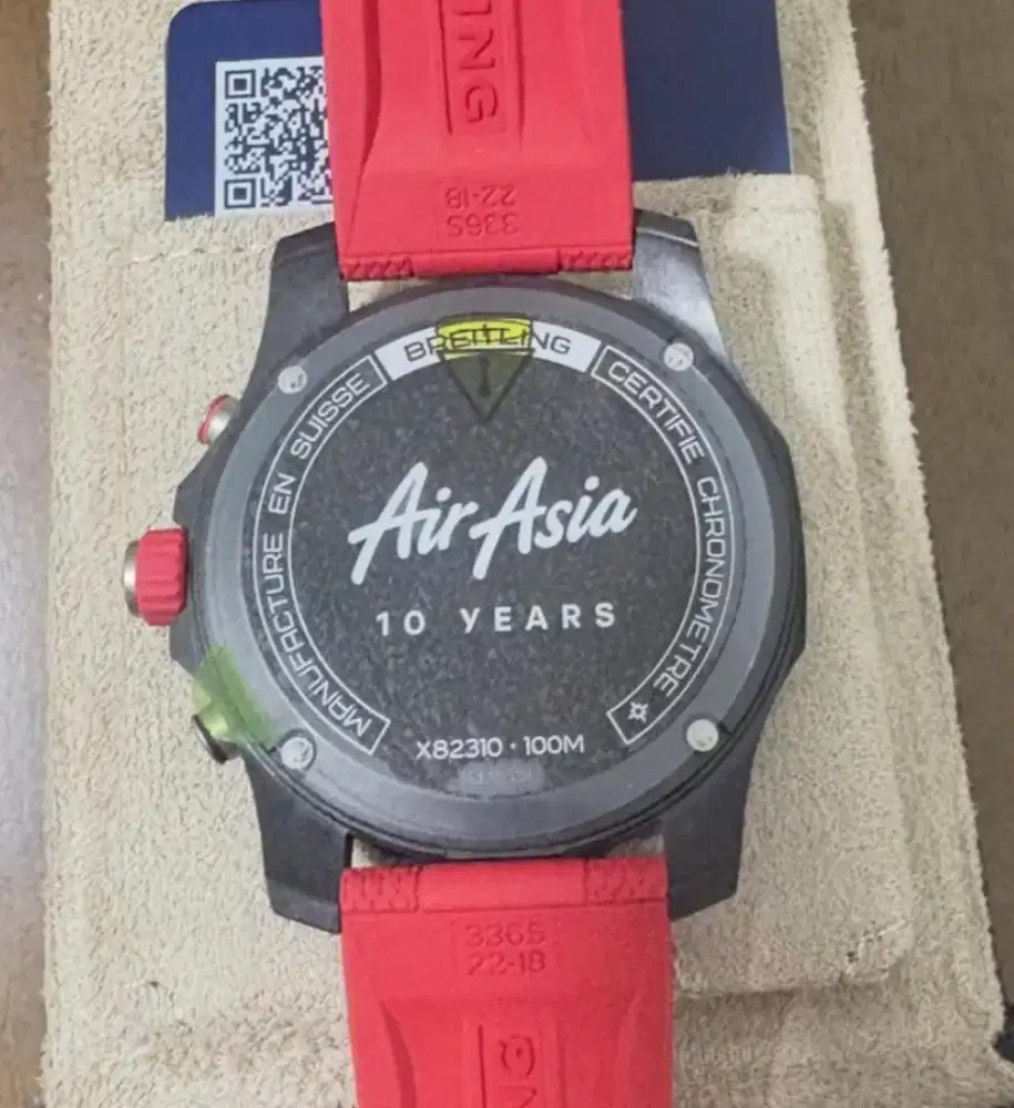 MEMBELI BREITLING AIR ASIA ENDURANCE
