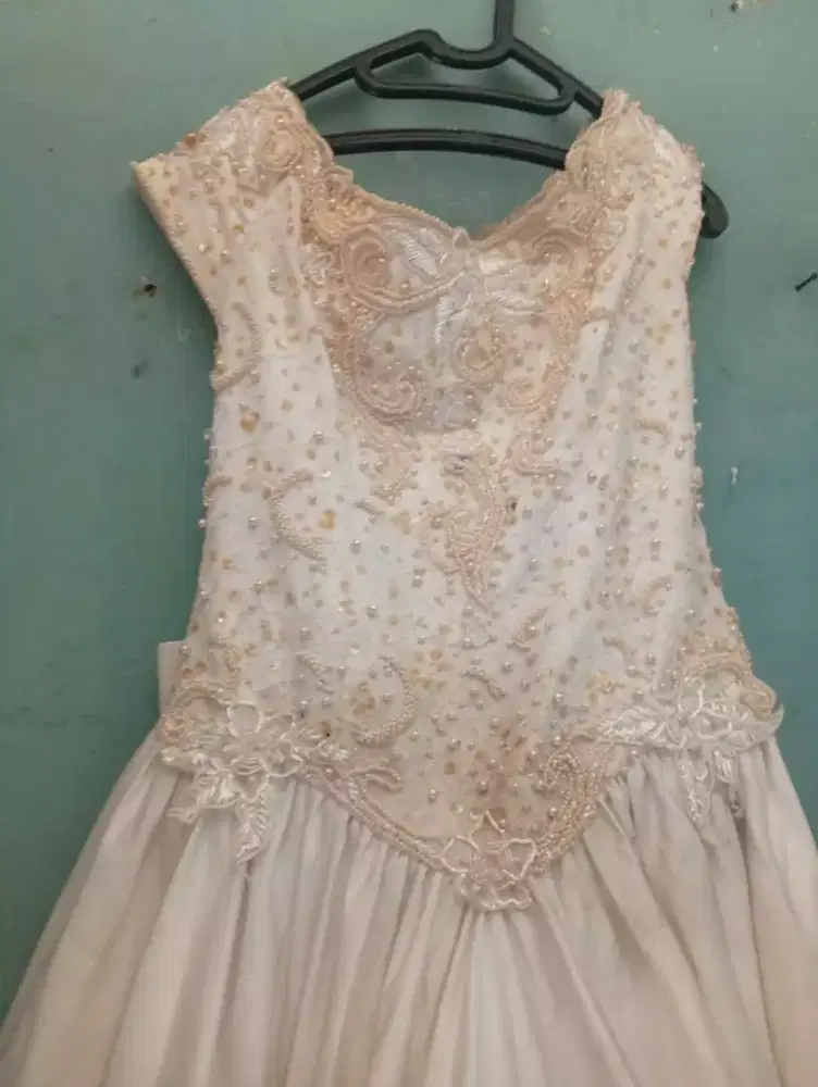 Baju pengantin internasional