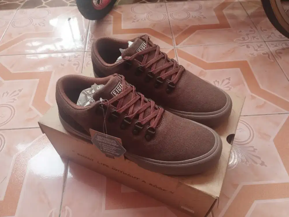 Sepatu Eiger Baru