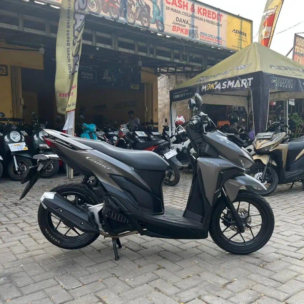 READY HONDA VARIO 125 CBS ISS TAHUN 2019 LIKE NEW