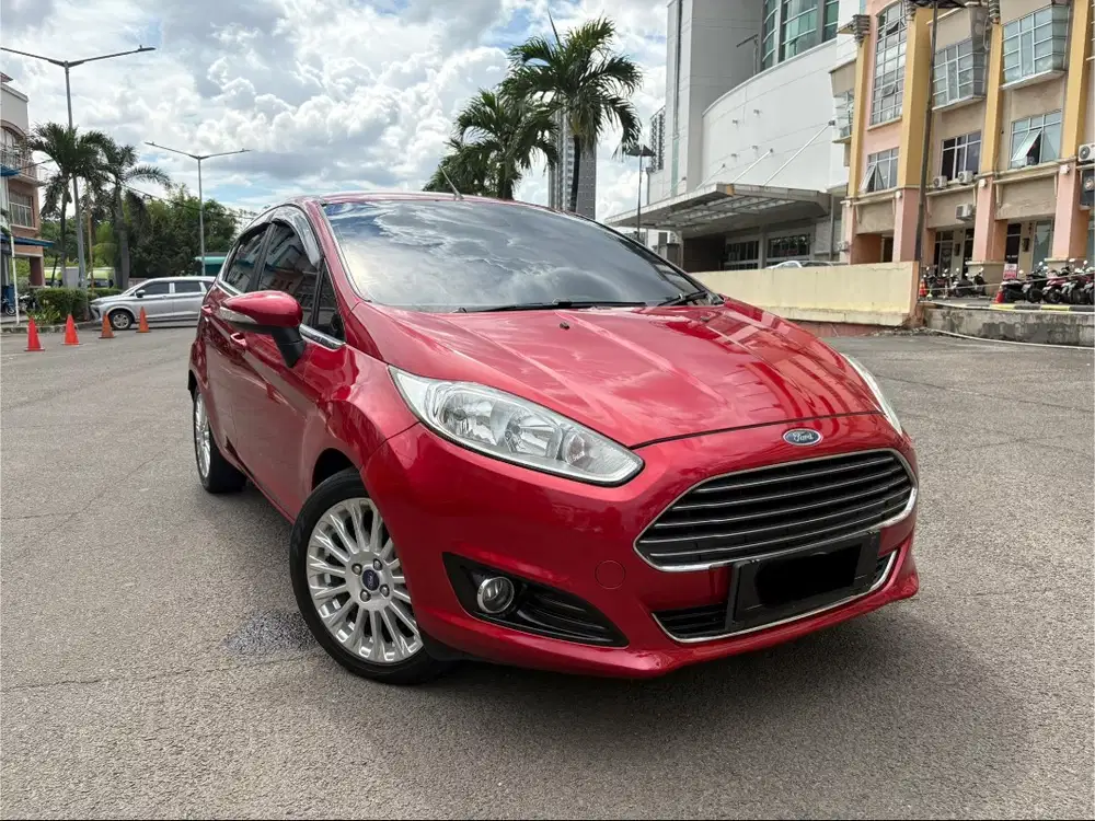 TDP 10 JUTA! Ford FIESTA 1.5 S AT 2015