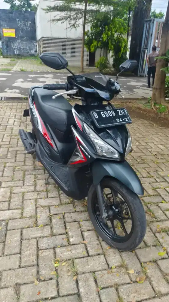 Dijual Honda Vario Agnes tahun 2015 pajak hidup panjang