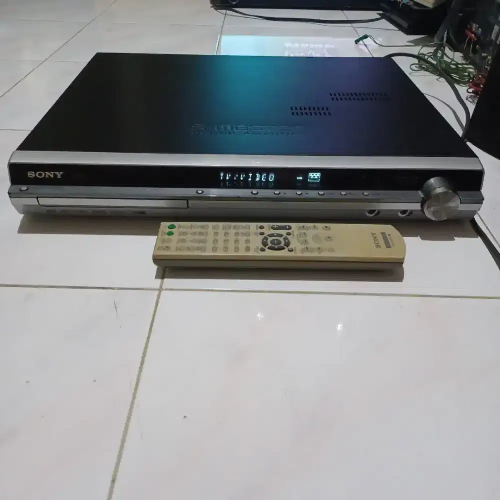 HEAD / PLAYER DVD HOME THEATER SONY HCD-DZ151K - 1000W TERMURAH