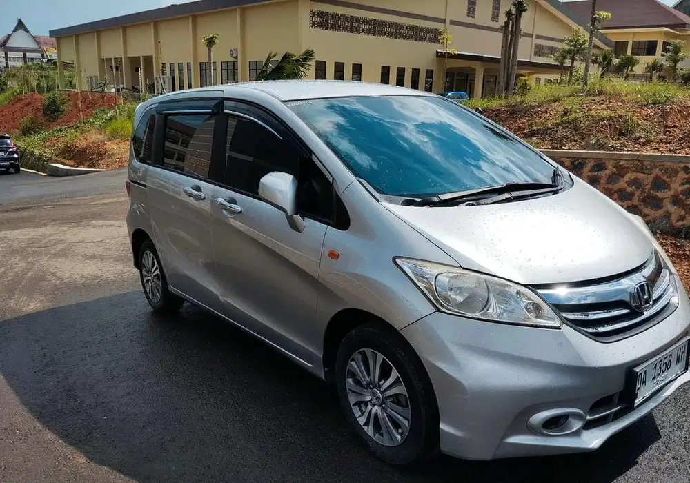 Honda Freed 2012 Tipe S Non Psd