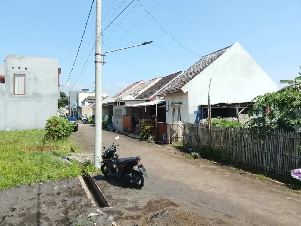 Rumah Kota Malang strategis Sukun dekat kemana saja