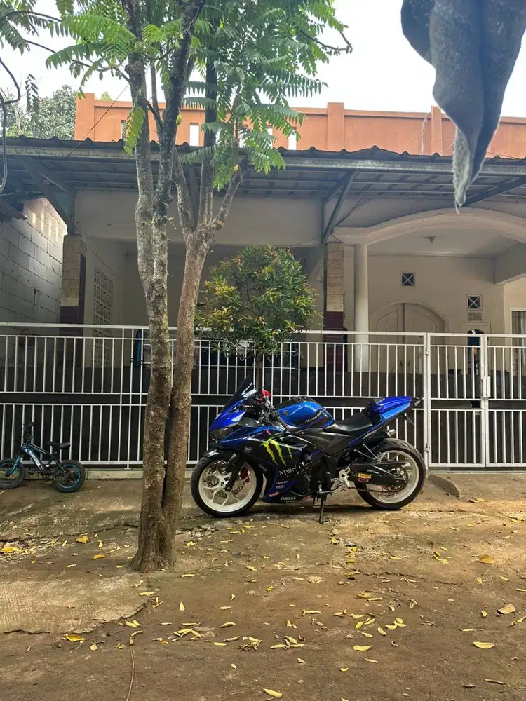 Yamaha R25 2016