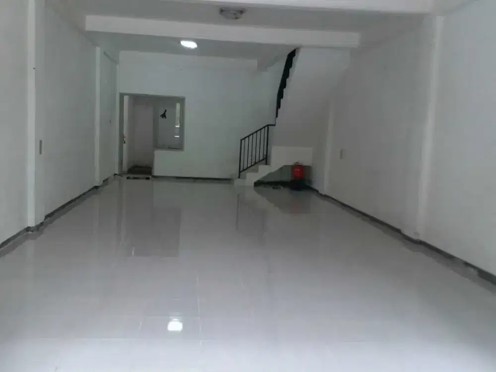 SEWA Ruko 3 Lantai Siap Huni Kendalsari Nirwana Surabaya