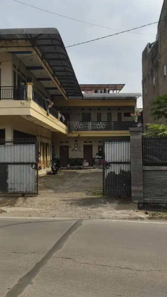 Kosan model studio di Antapani