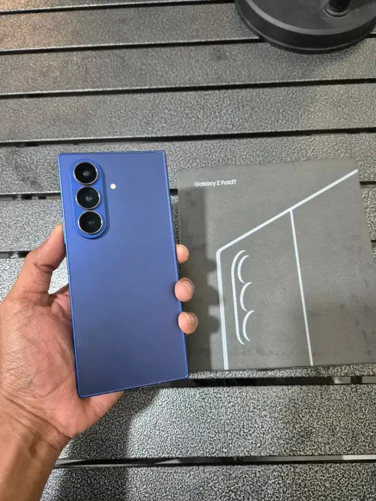 Samsung Z Fold 7 12/512gb sein blue like new