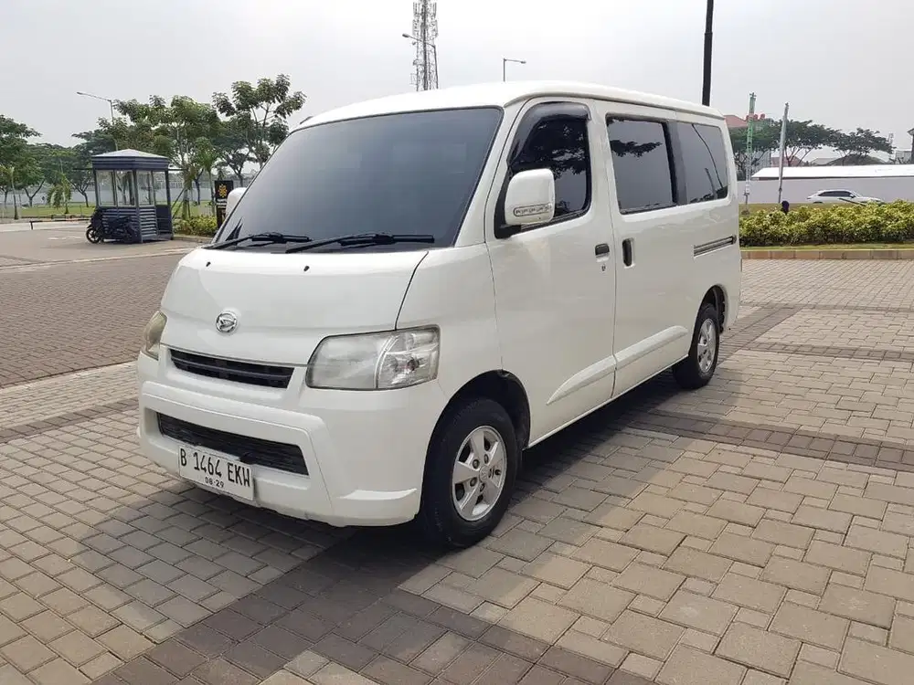 LOW KM MULUS TERAWAT BERSIH ! Daihatsu Granmax 1.5 D AC PS MT 2014